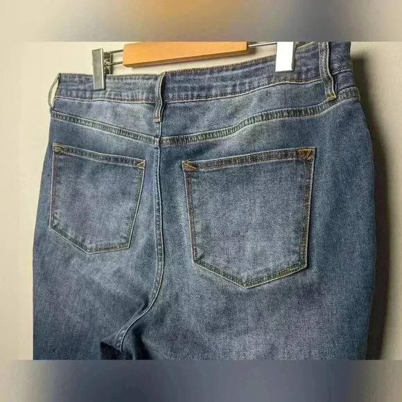 VIGOSS CROP STRAIGHT Jeans for women Size 31 Stretch  in great condition - Picture 5 of 12